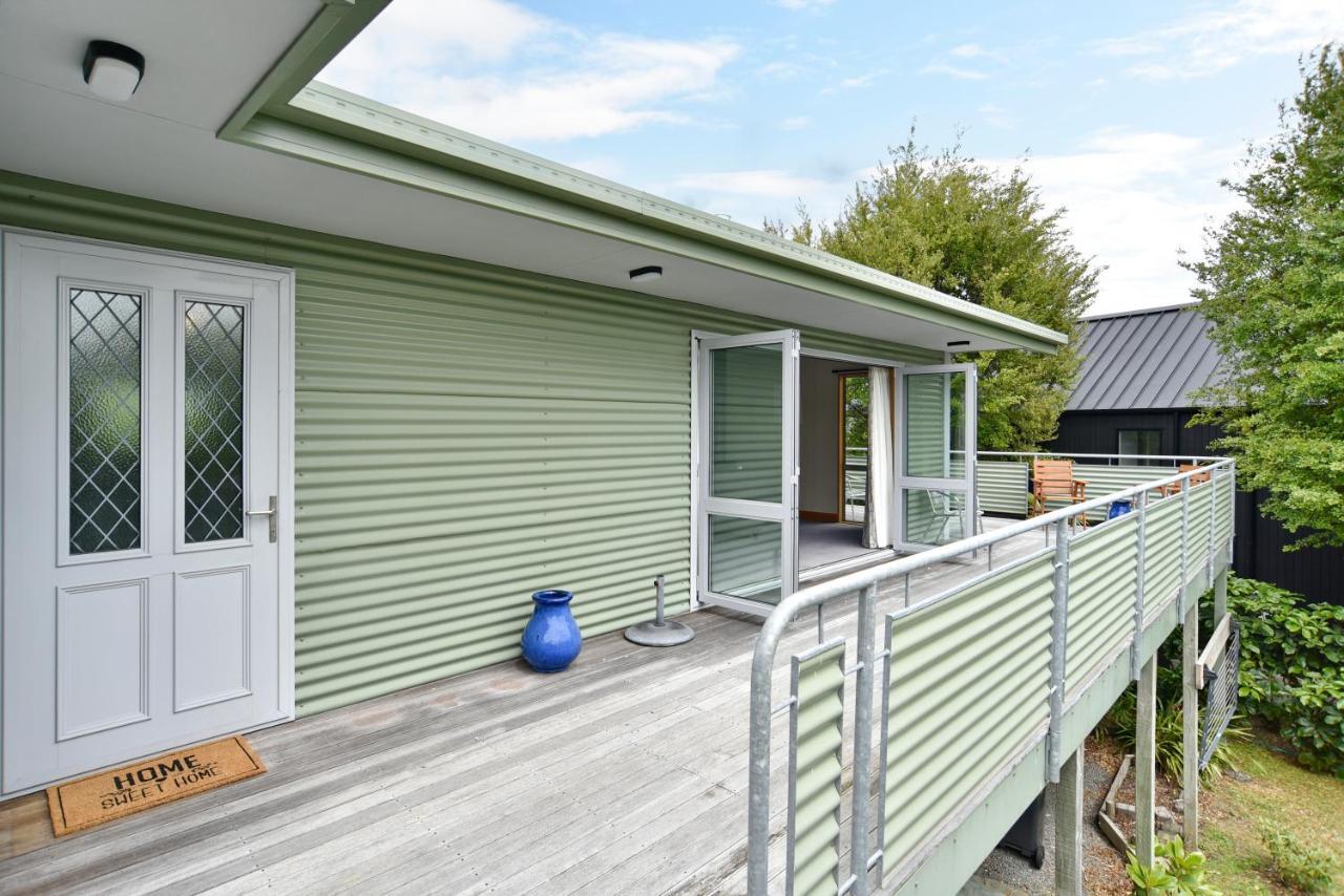 Watson Street - Bookahome Akaroa Exterior photo