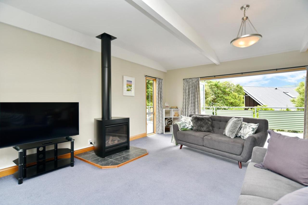 Watson Street - Bookahome Akaroa Exterior photo